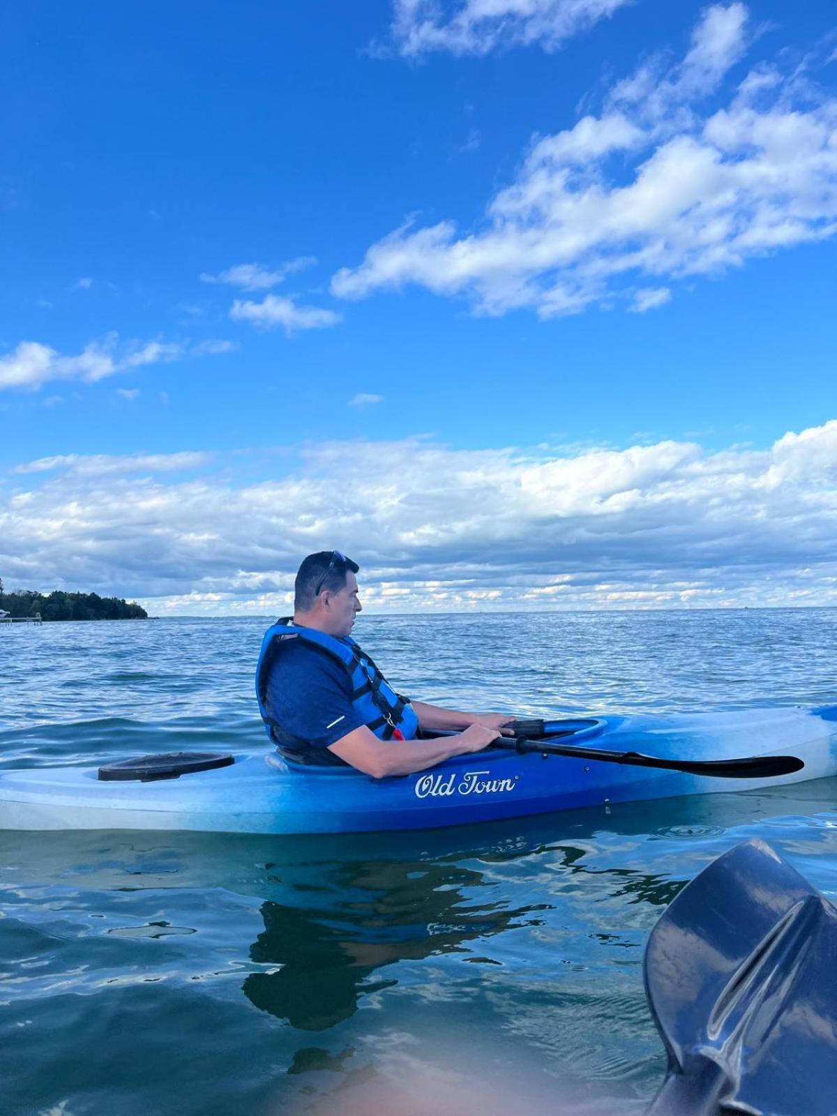 Stunning Stayz At Friday Harbour Beach Marina Resort Lake Simcoe Innisfil Bagian luar foto
